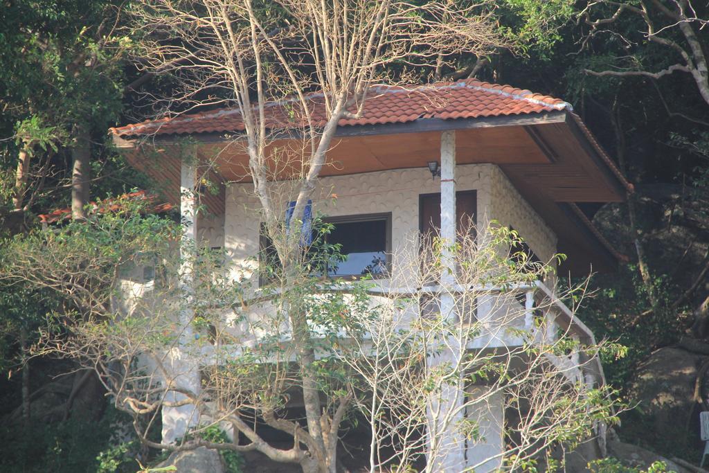 Mountain Reef Beach Resort Ko Tao Bagian luar foto